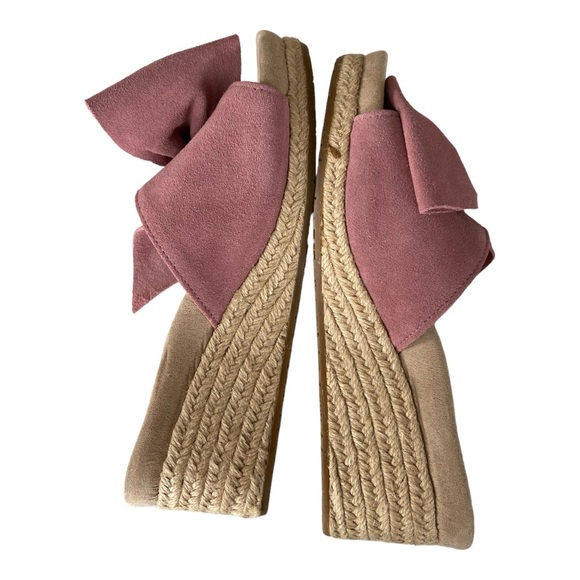 UGG Women's Jaycee Espadrille Wedge Sandal, Adobe Gold, 9.5M US - Picture 2 of 8